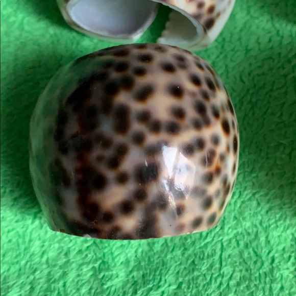 Vintage Seashell set of 7 napkin rings - Picture 3 of 16
